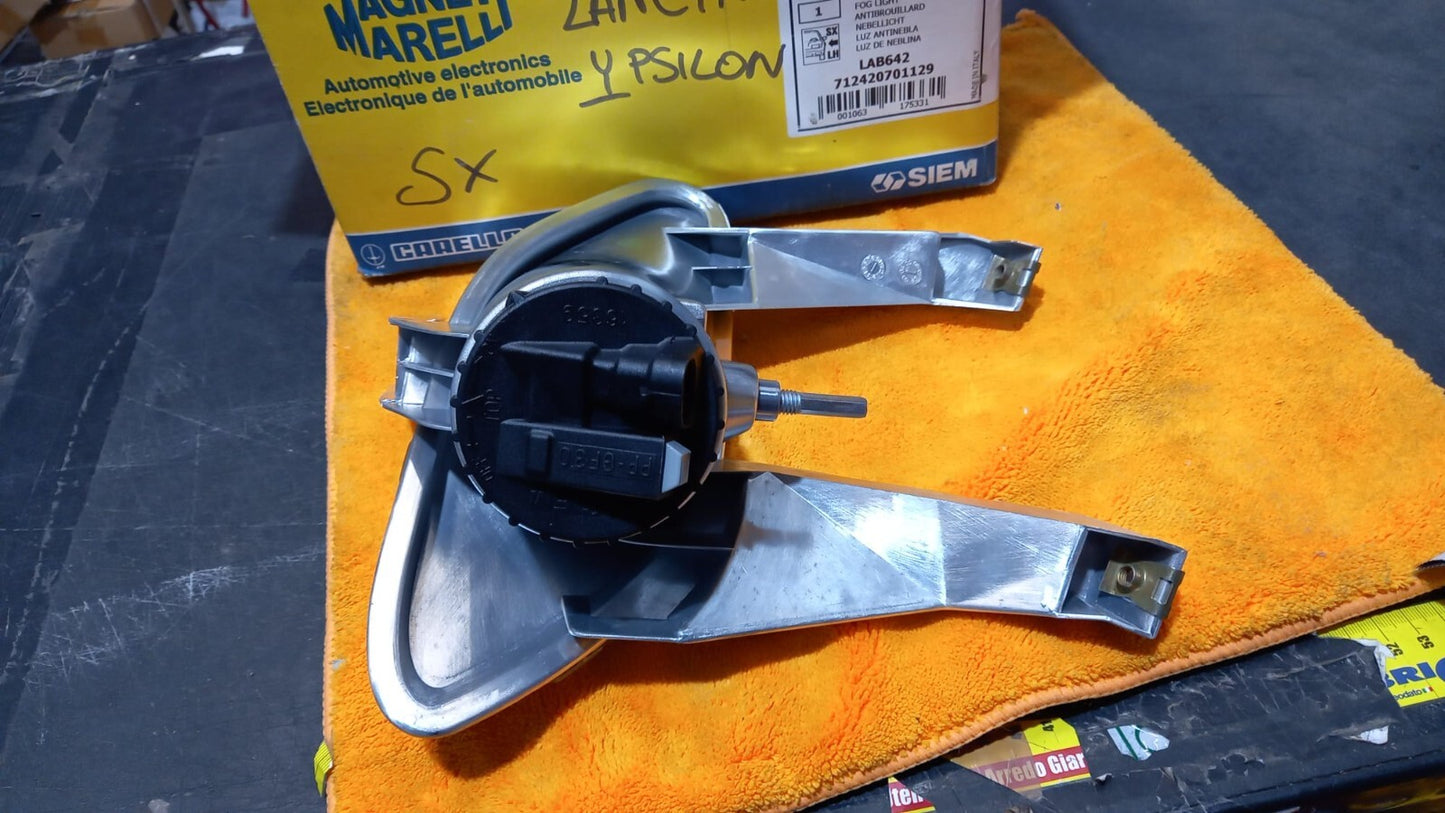 LAB642 FENDINEBBIA SX SINISTRO LANCIA YPSILON DAL 2003 IN POI MAGNETI MARELLI