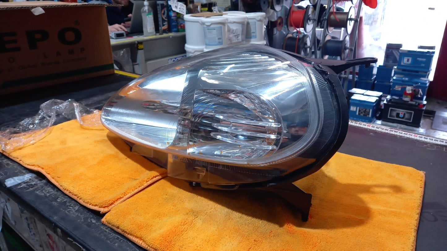 FARO PROIETTORE SX SINISTRO FIAT GRANDE PUNTO DAL 2008 IN POI PRESA VIOLA