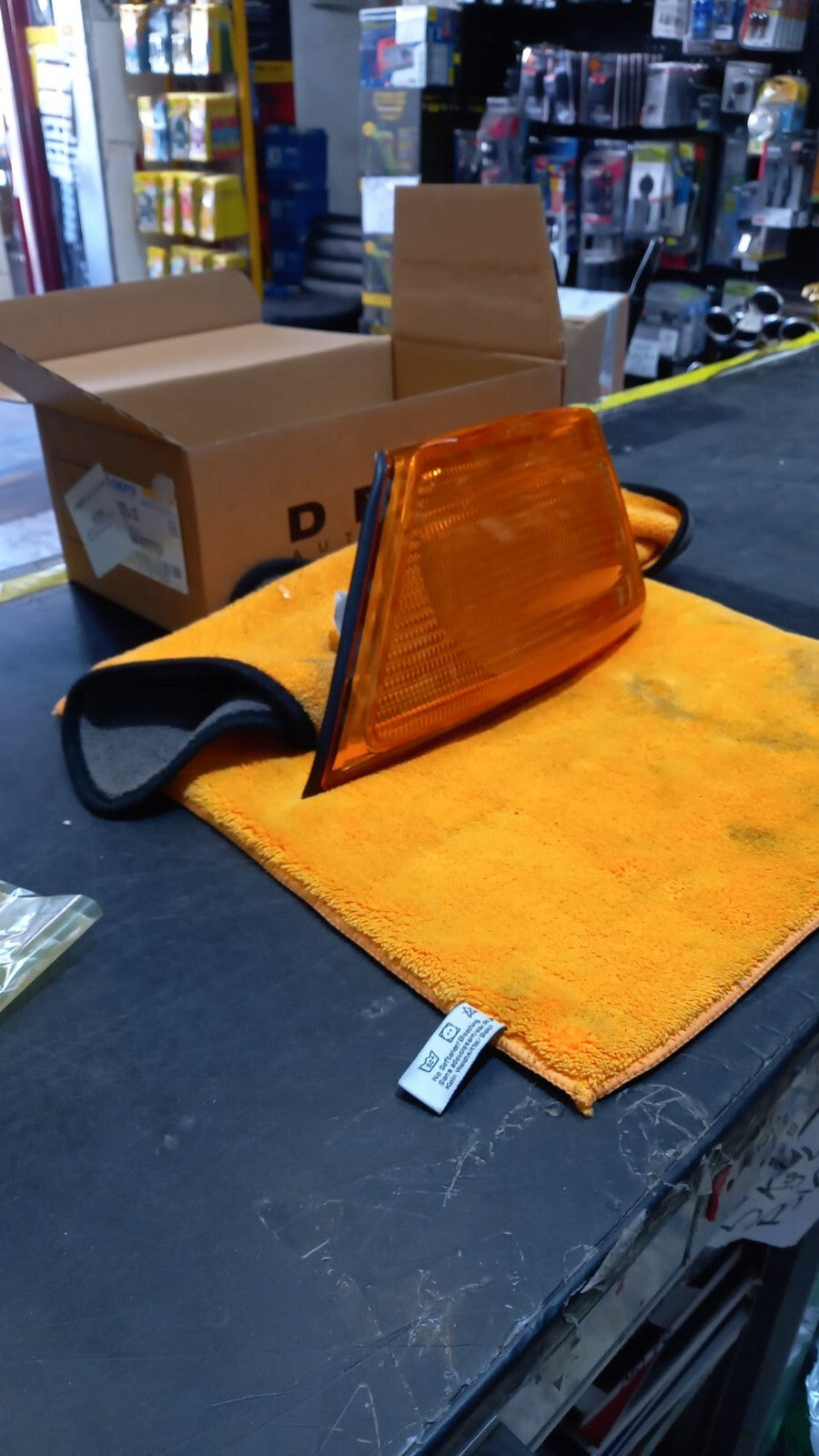 FANALE FRECCIA ANTERIORE DX DESTRA IVECO DAILY DAL 2000 IN POI