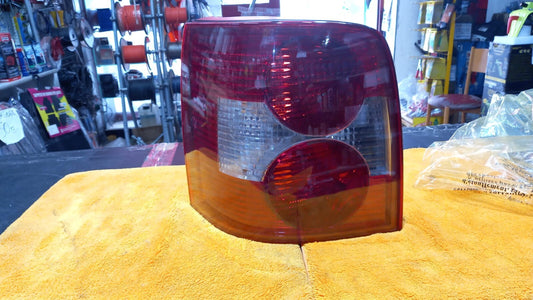 FANALE POSTERIORE SX SINISTRO VOLKSWAGEN PASSAT S.W.STATION WAGON DAL 2000 AL 04
