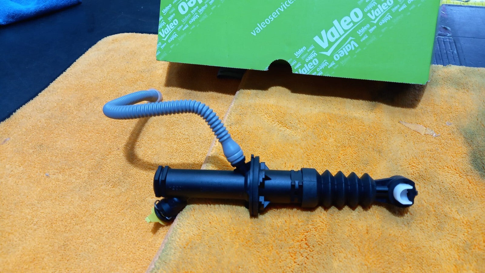 874349 VALEO=306100642R= 306105773R  POMPA FRIZIONE RENAULT CLIO 2013CAPTUR 2015