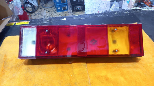 FANALE POSTERIORE DX IVECO CAMION,BILICI ,TIR,AUTOCARRI FURGONI