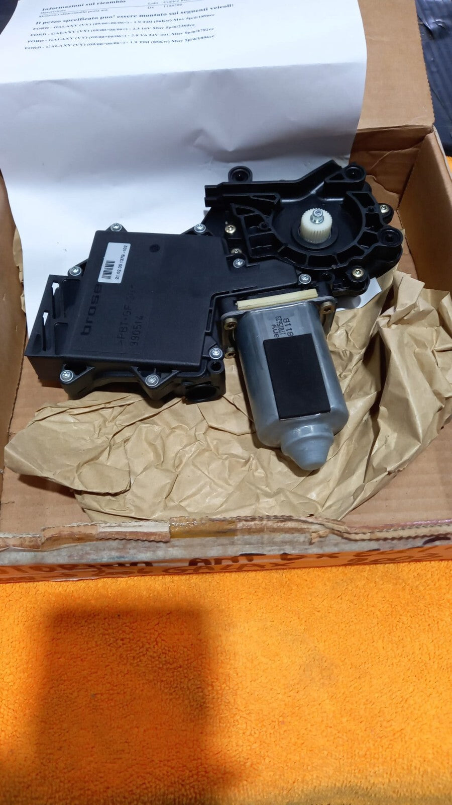 MOTORINO ALZACRISTALLO ANTERIORE  DX FORD GALAXI 1108580 ORIGINALE