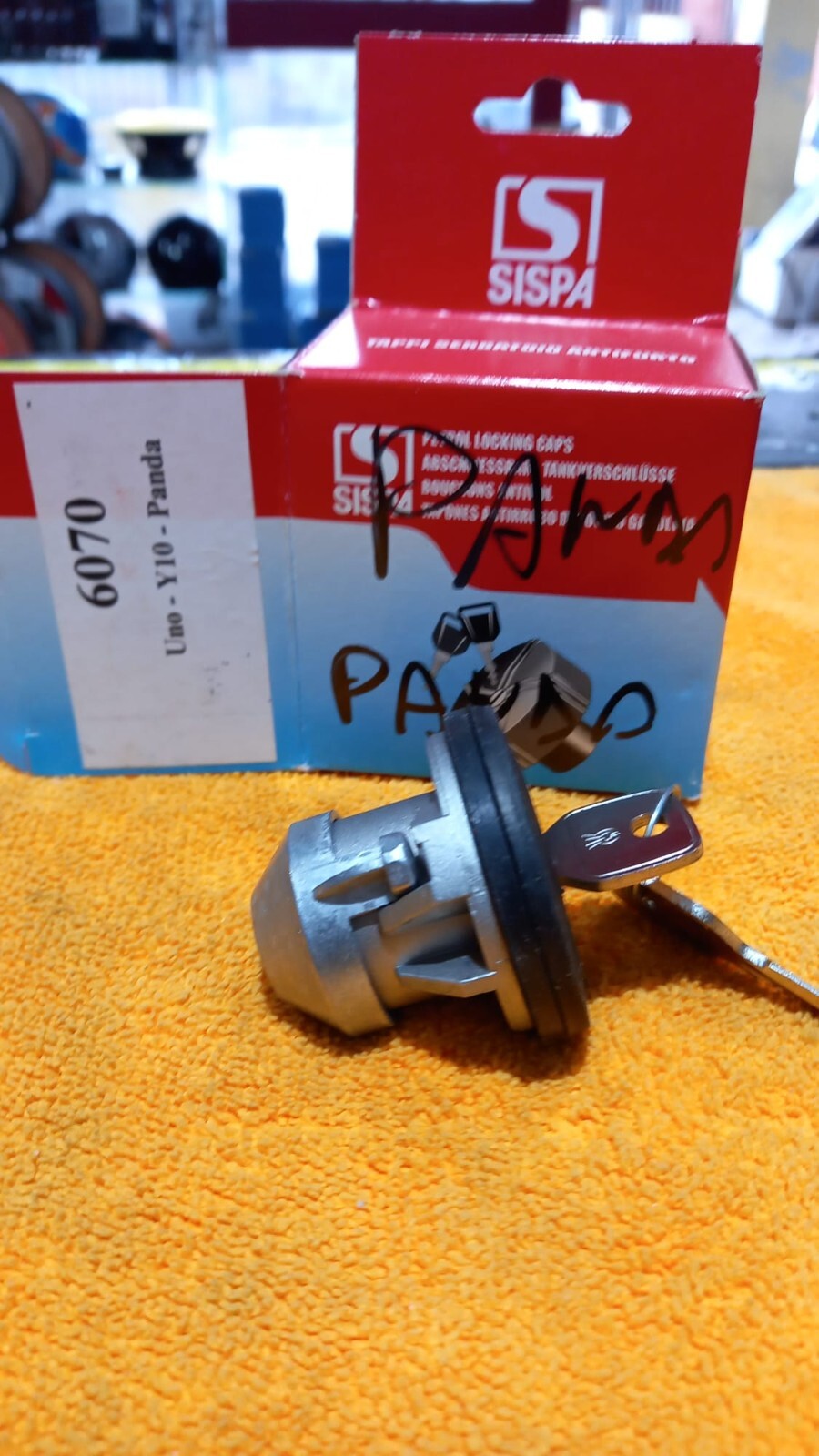 TAPPO SERBATOIO PER PANDA,DAL 86 FINO AL 2003 , PER FIAT UNO ,E Y10,TUTTE