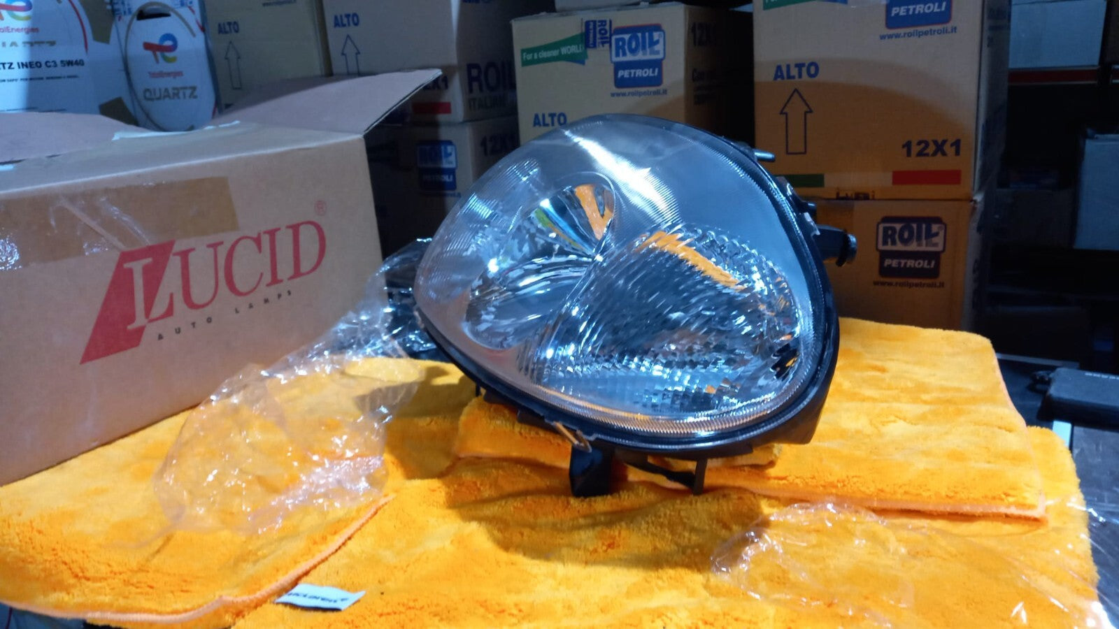 FARO PROIETTORE  LAMPADINA HB3 SX SINISTRO RENAULT CLIO DAL 1998 AL 2001