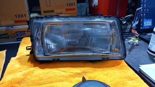 TYC 20-5083-A5-2B FARO FANALE  PROIETTORE DX DESTRO AUDI 80 DAL 1986 AL 1991