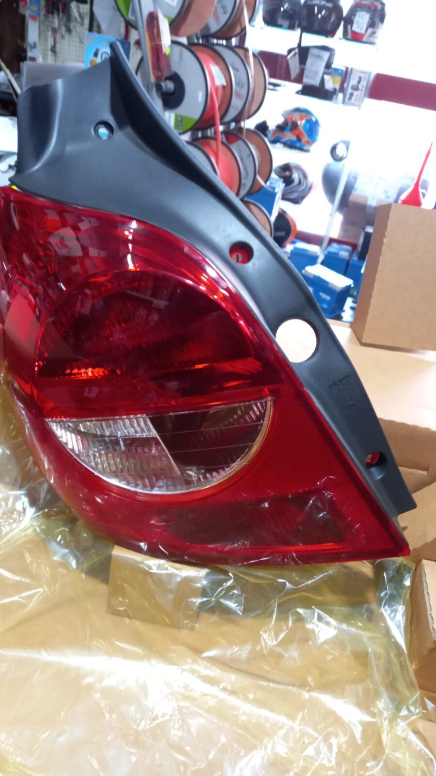 FANALE  POSTERIORE  SINISTRO  RENAULT CLIO  DAL  2005 in poi