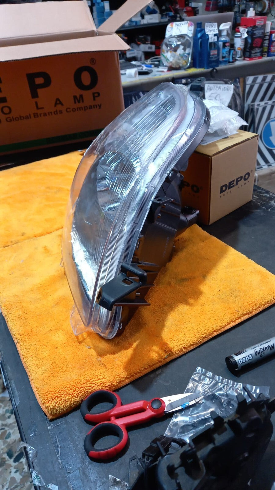 DEPO 24200 FARO PROIETTORE DX DESTRO TOYOTA YARIS DAL 2006 AL 2008 MD.ICHIKOH