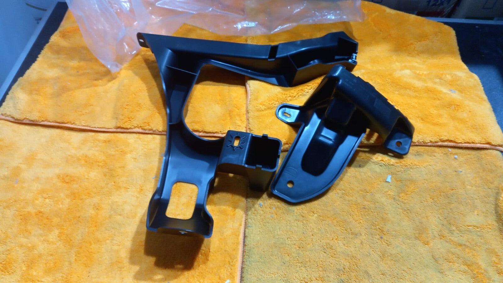 Peugeot 308 SW  Station wagon 9681474980 =7416H7 Staffa Dx Paraurti posteriore