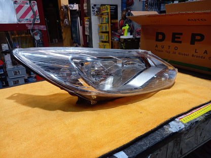 FARO,FANALE,PROIETTORE,DX DESTRO FORD FOCUS DAL 2011 AL 2013 PARABOLA CROMATA