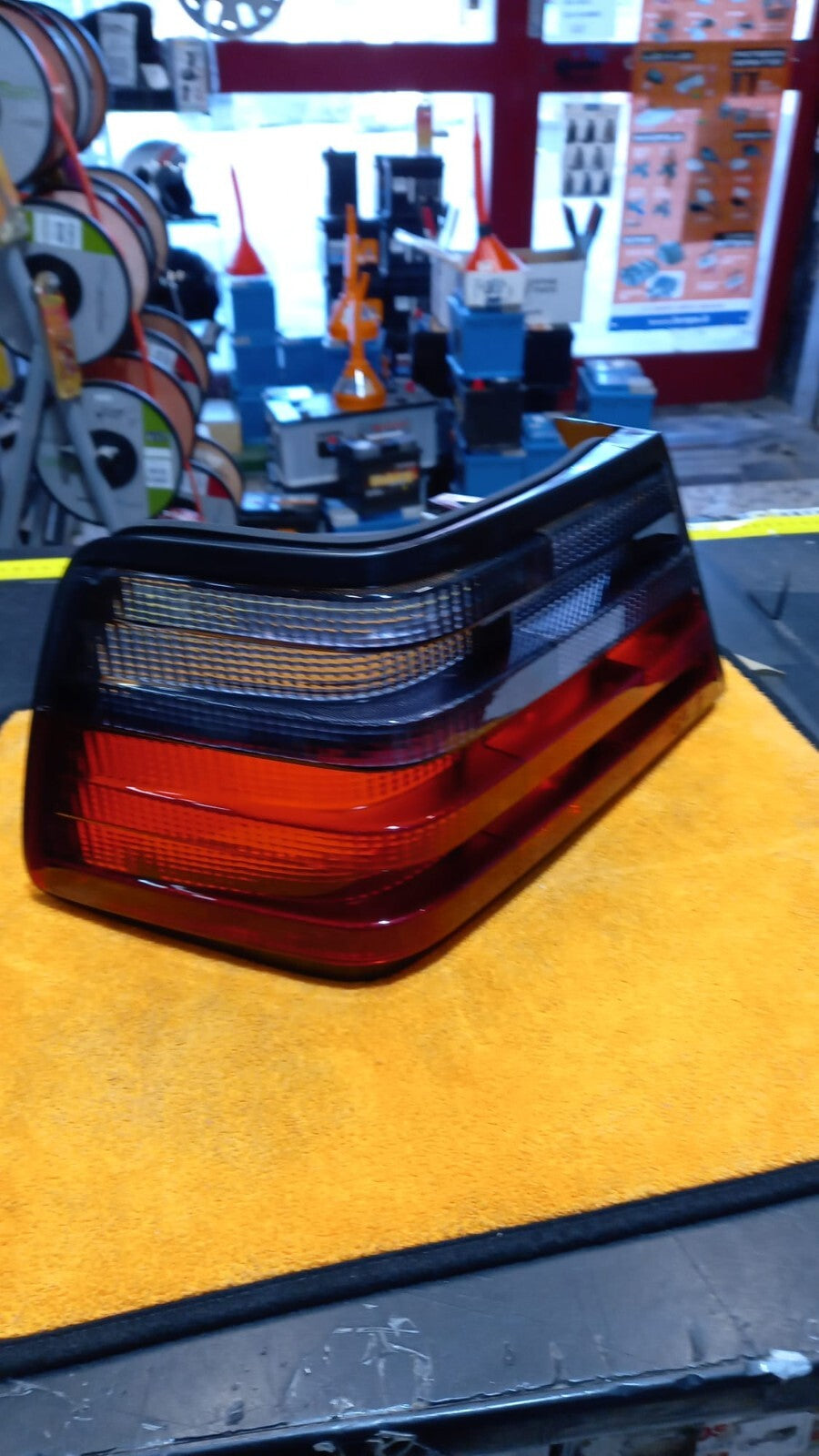 GEMMA FANALE POSTERIORE SX SINISTRA MERCEDS W124 DAL 1985 AL 1993