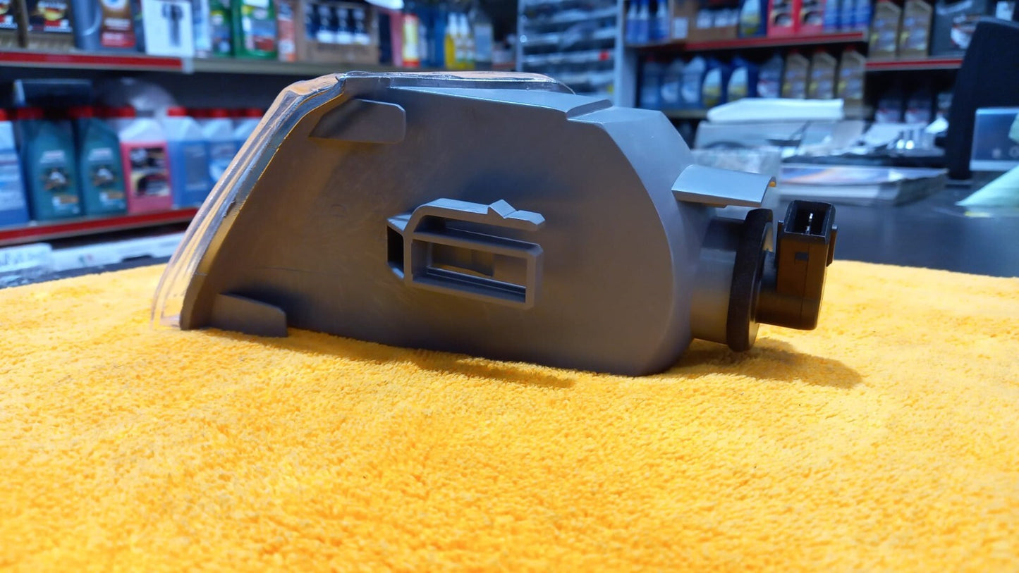 FANALE FRECCIA DX DESTRA CITROEN XANTIA DAL 1993 AL 1998