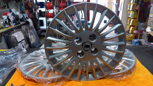 KIT 4 COPPE COPRICERCHI PER LANCIA YPSILON DAL 2003 IN POI CON CERCHIO 14''