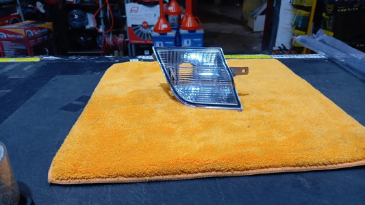 FANALE  FANALINO FRECCIA ANTERIORE DX DESTRA NISSAN MICRA K12 DAL 2003 AL 2005