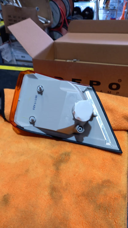 FANALE FRECCIA ANTERIORE DX DESTRA IVECO DAILY DAL 2000 IN POI
