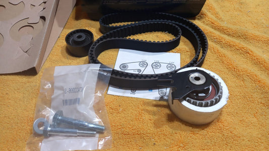 KTB317  DAYCO =71736726 KIT DISTRIBUZIONE PER  1.9MJD FIAT-AFA ROMEO -LANCIA