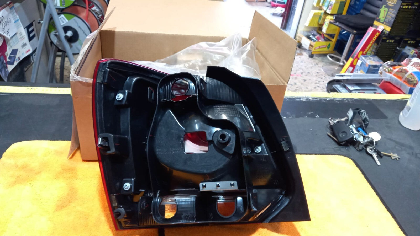 FANALE POSTERIORE DX DESTRO VOLKSWAGEN POLO DAL 2009 IN POI