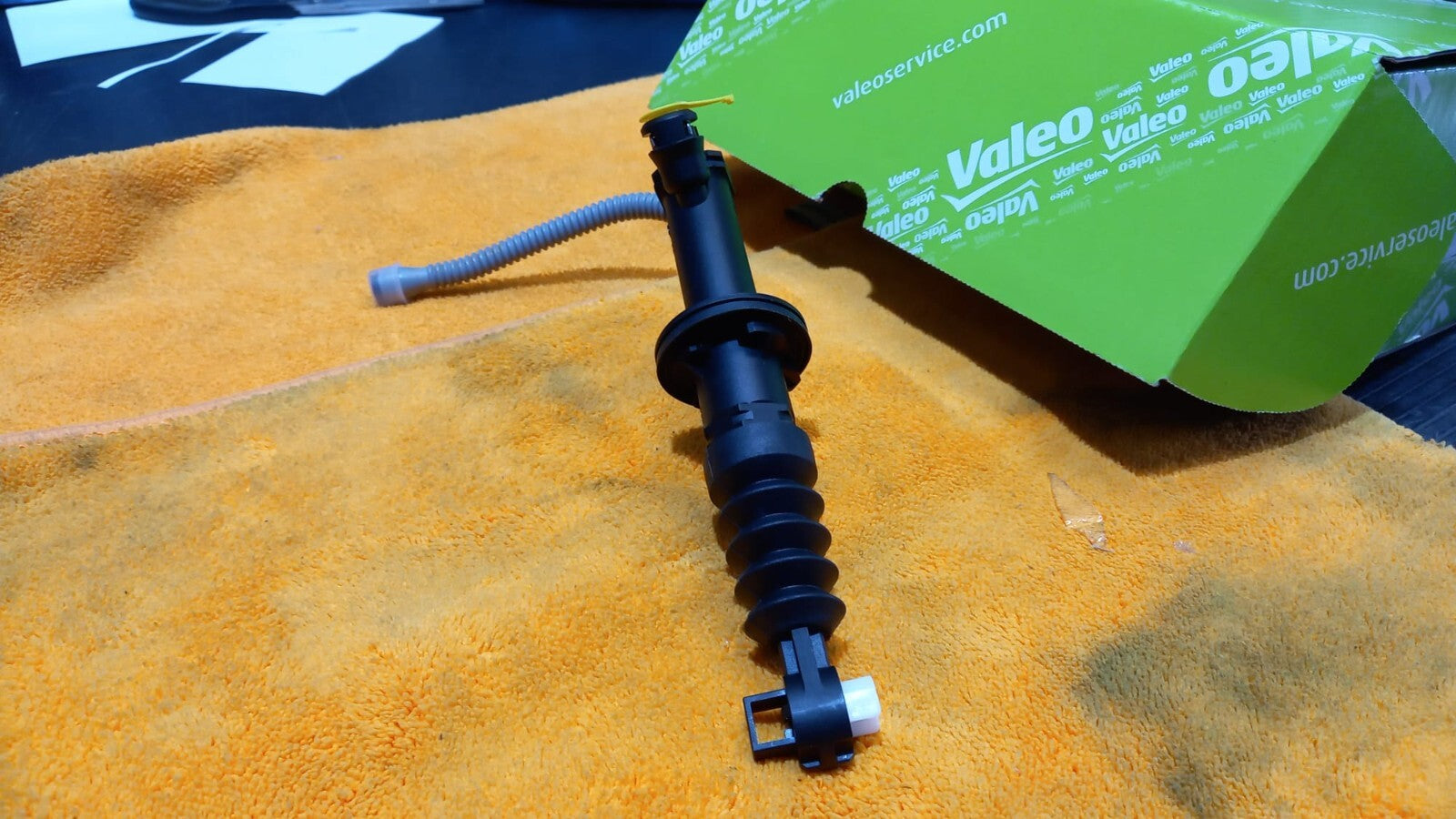 874349 VALEO=306100642R= 306105773R  POMPA FRIZIONE RENAULT CLIO 2013CAPTUR 2015