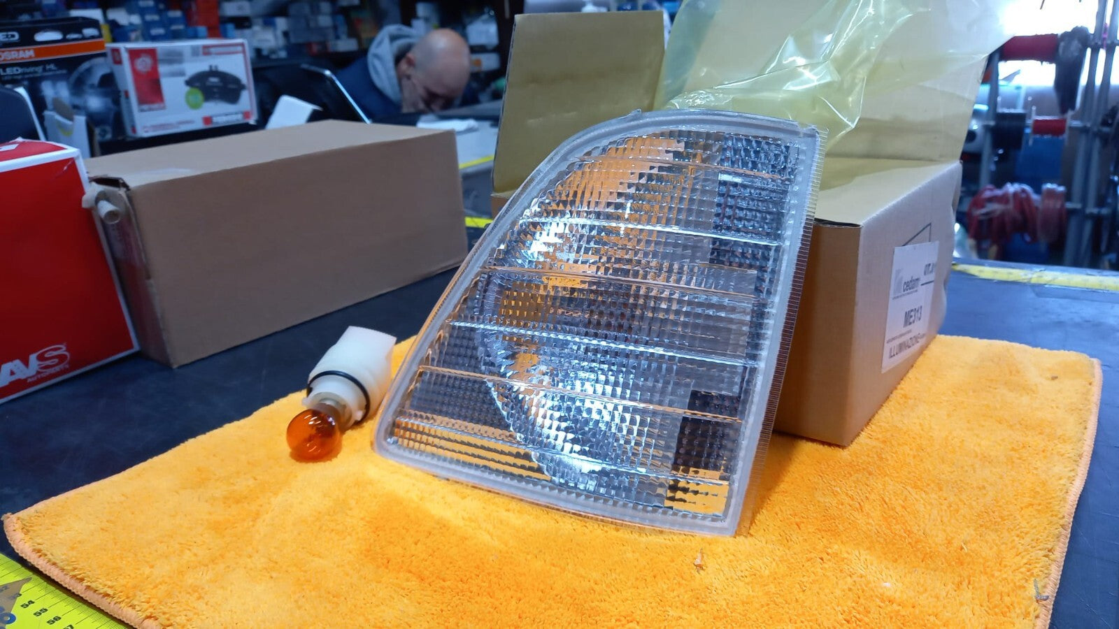FANALE FRECCIA ANTERIORE DX DESTRA  MERCEDES SPRINTER DAL 1995 IN POI