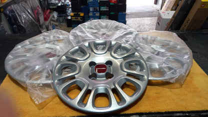 1 UNA COPPA COPRICERCHIO FIAT PANDA DAL 2012 IN POI CON CERCHIO 14