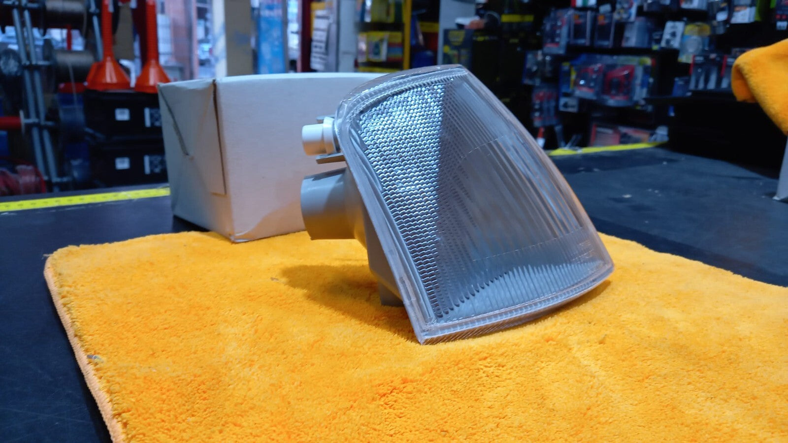 FANALE FRECCIA ANTERIORE DX DESTRA OPEL OMEGA TUTTE