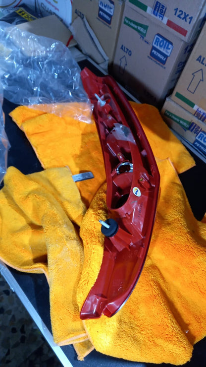 FANALE POSTERIORE SX SINISTRO FIAT PUNTO  99 IN POI 3 TRE PORTE