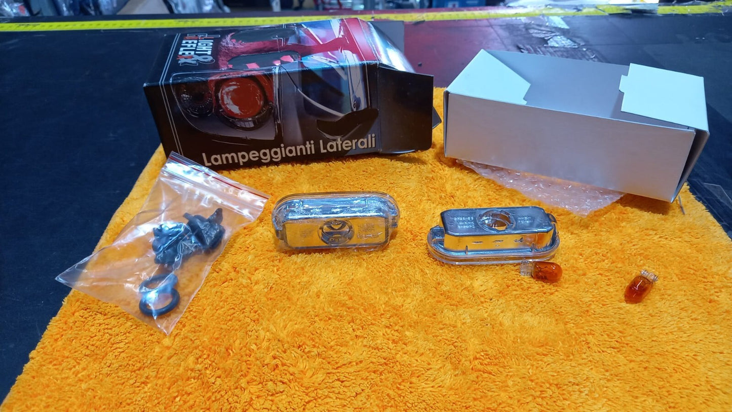 KIT FANALINI FRECCIA LOOK SPORTIVO PER VOLKSWAGEN GOLF4,POLO PASSAT FINO AL 2003