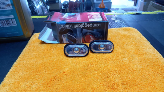 KIT FANALINI FRECCIA LOOK CRISTAL SPORTIVO RENAULT CLIO DAL1990 AL 1997