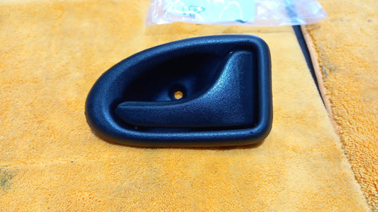 MANIGLIA INTERNA DX DESTRA IVECO DAILY DAL 2000 AL 2006