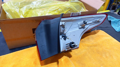GR OTTICO FANALE POSTERIORE SINISTRO FORD FOCUS SW 01/11 08/14