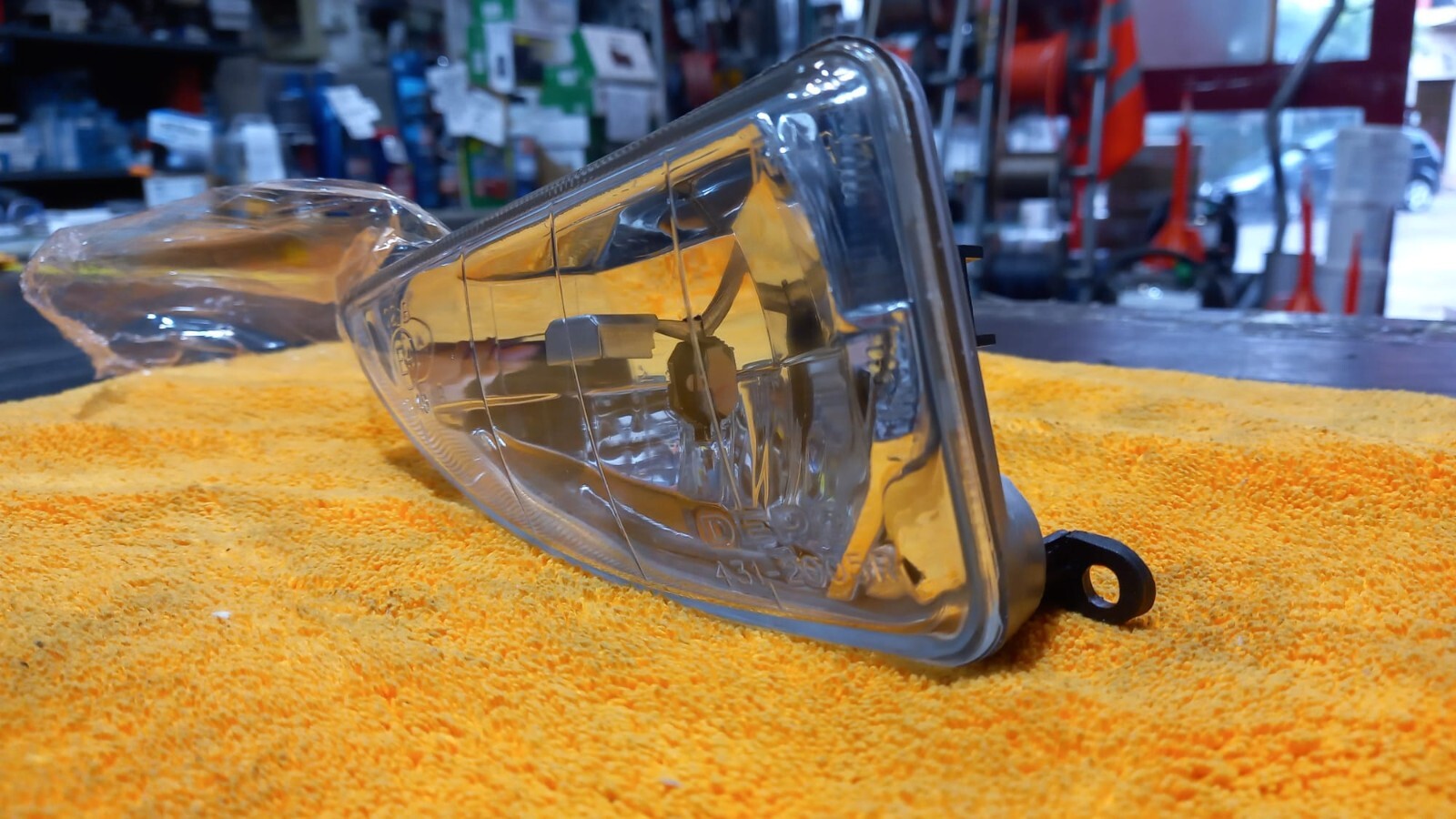 FENDINEBBIA DX DESTRO FORD FOCUS DAL 1998 AL 2001