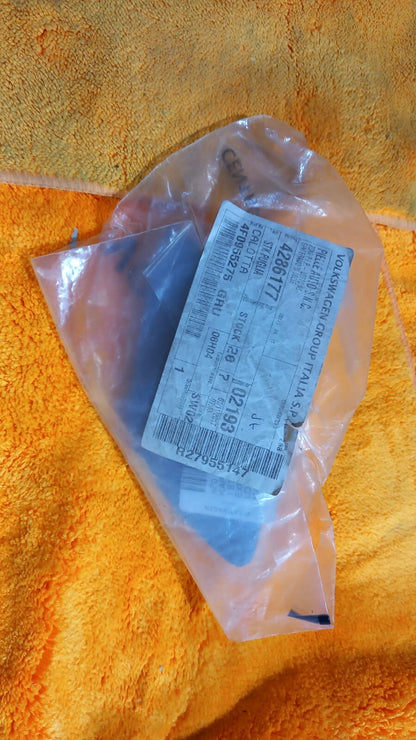 4F0955275GRU TAPPO COPERTURA LAVAFARI  SX SINISTRO AUDI A 6 DAL 2004 IN POI
