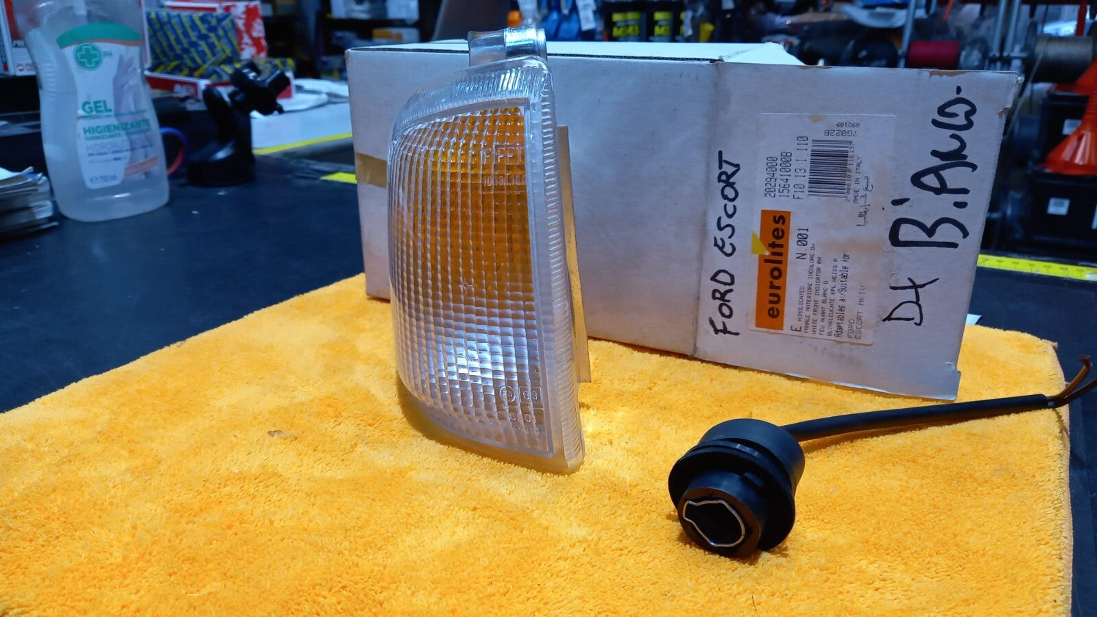 FANALE FRECCIA ANTERIORE DX DESTRA FORD ESCORT 1986 IN POI