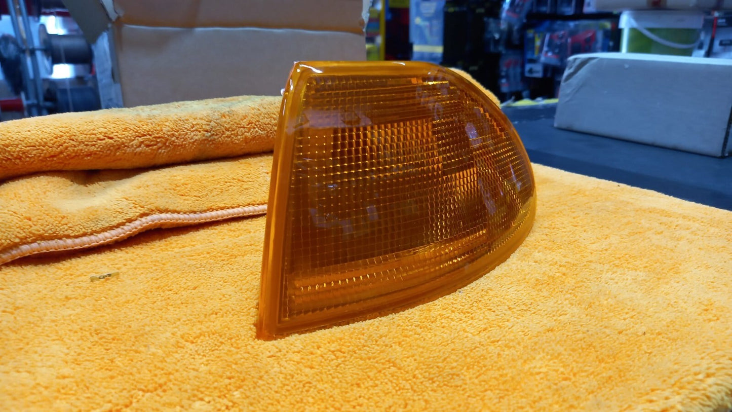 FANALE FRECCIA ANTERIORE SX SINISTRA OPEL ASTRA DAL 1991 AL 1995