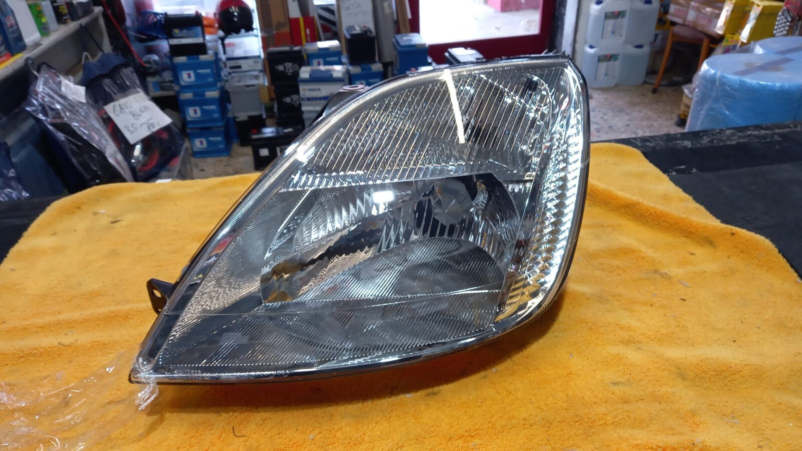 36730 DEPO FARO FANALE  PROIETTORE SX SINISTRO  FORD FIESTA 2002 A 2005