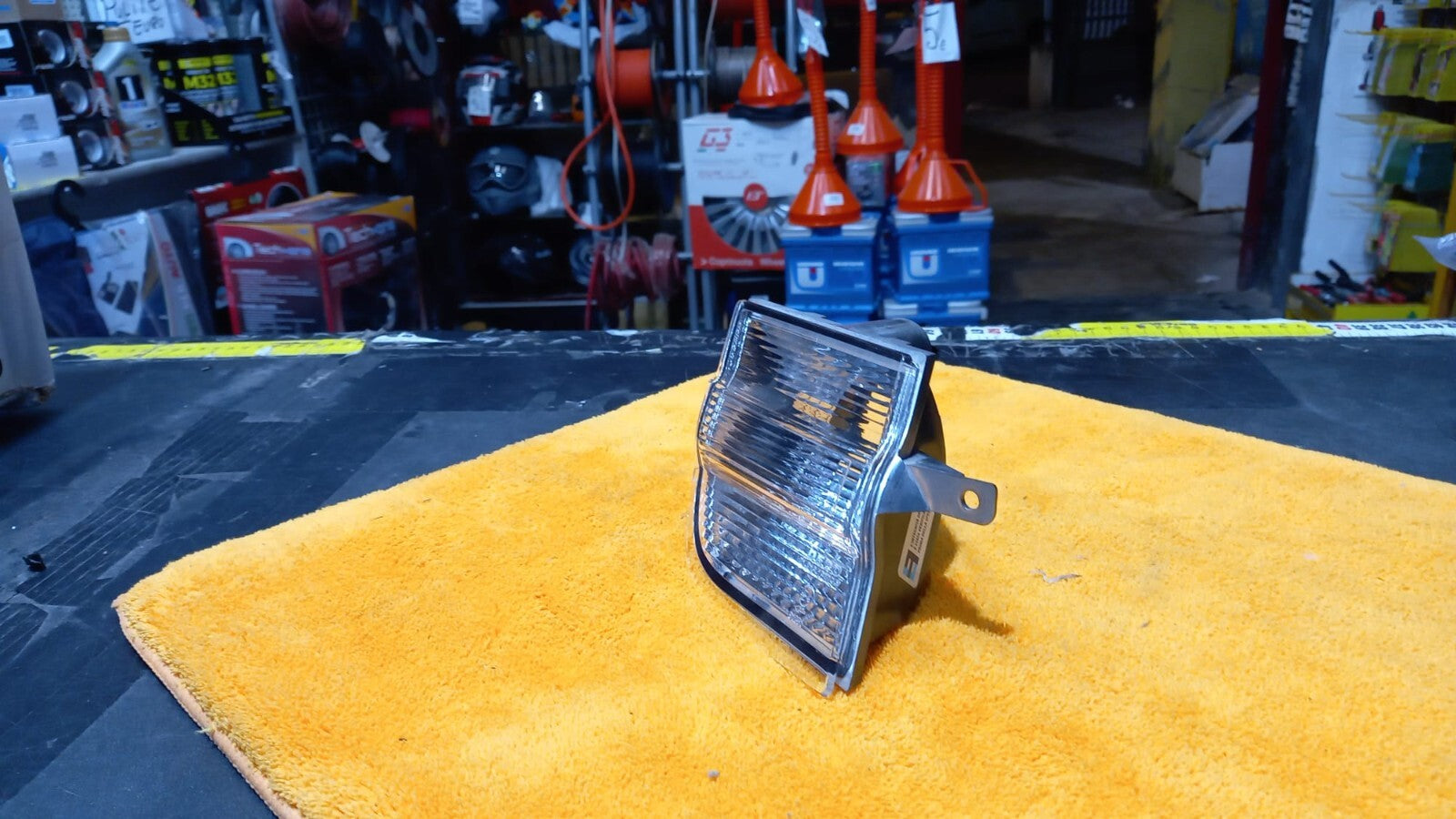 FANALE  FANALINO FRECCIA ANTERIORE DX DESTRA NISSAN MICRA K12 DAL 2003 AL 2005