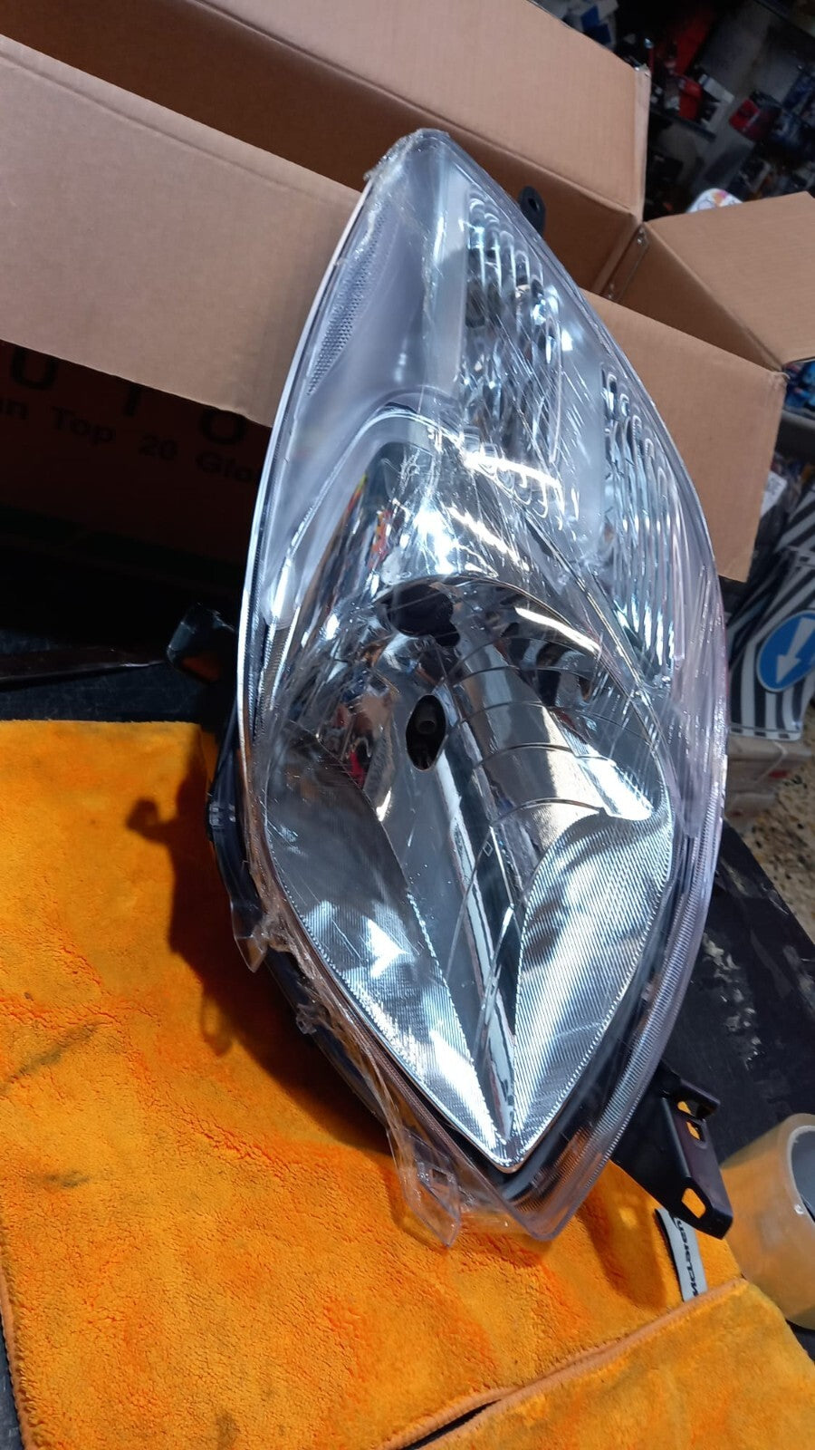 DEPO 24200 FARO PROIETTORE DX DESTRO TOYOTA YARIS DAL 2006 AL 2008 MD.ICHIKOH