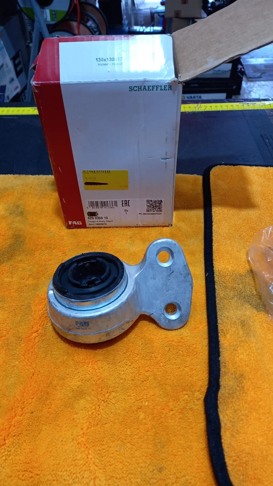 FAG 829 0359 10 SUPPORTO, BRACCIO OSCILLANTE BMW SERIE 3 DAL 1998 AL 2005 BENZIN