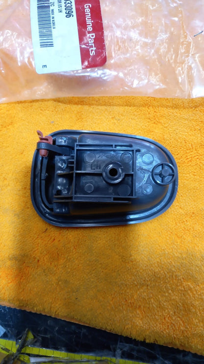 0K0185933096 MANIGLIA INTERNA SX SINISTRA ANT.-POST.KIA SPORTAGE DAL 97 AL 2003