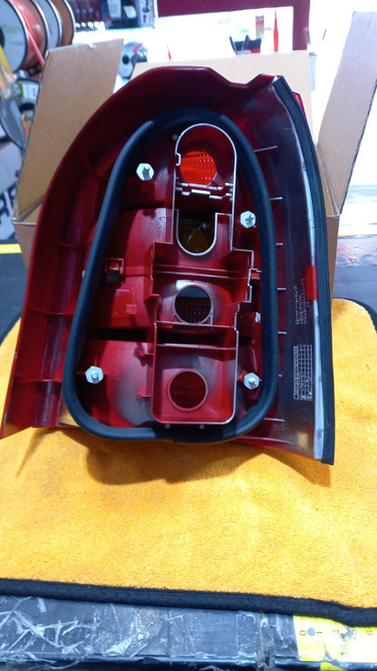 FANALE POSTERIORE SX SINISTRO AUDI A4-S4-ST.WAGON DAL 1995 AL 2000