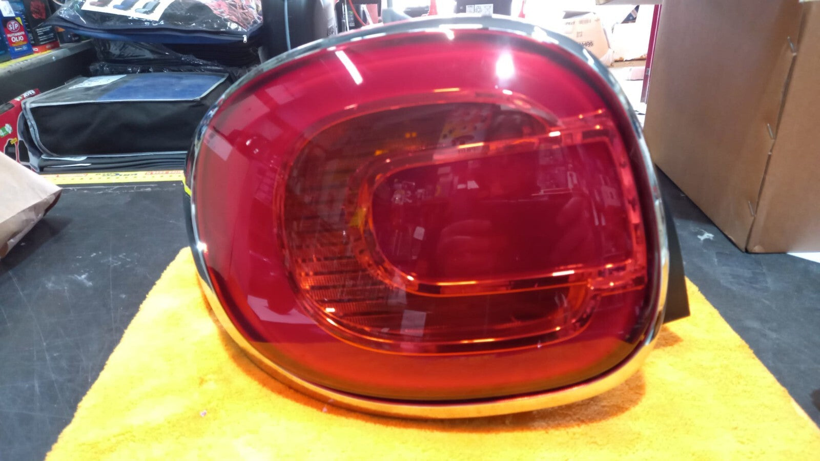 FANALE POSTERIORE SX SINISTRO CORNICE CROMATA  FIAT 500L 2012 IN POI