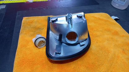 FANALE FRECCIA ANTERIORE SX SINISTRA AUDI A6 DAL 1994 AL 1997
