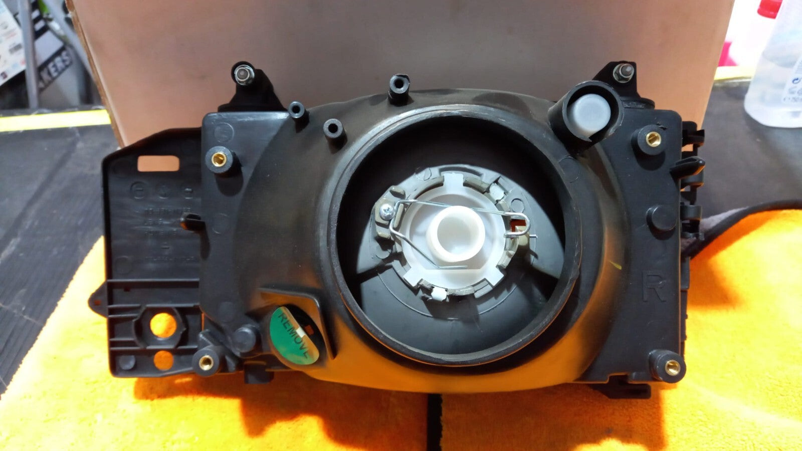 FARO PROIETTORE DX DESTRO H4 FIAT TIPO DAL 06/88 AL  12/92