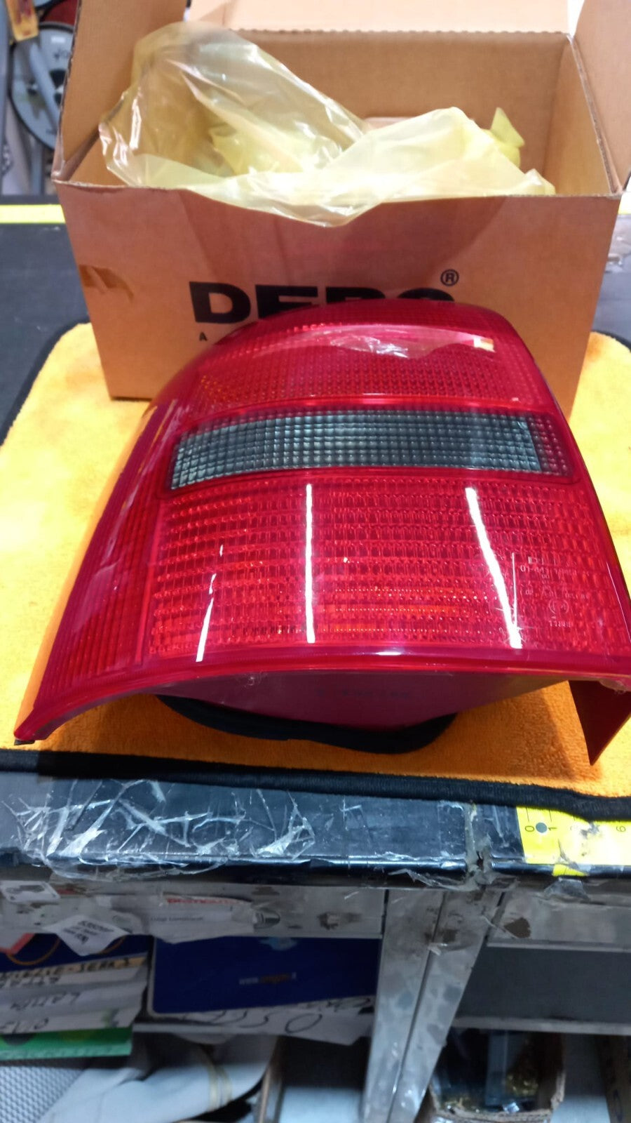 FANALE POSTERIORE SX SINISTRO AUDI A4-S4-ST.WAGON DAL 1995 AL 2000