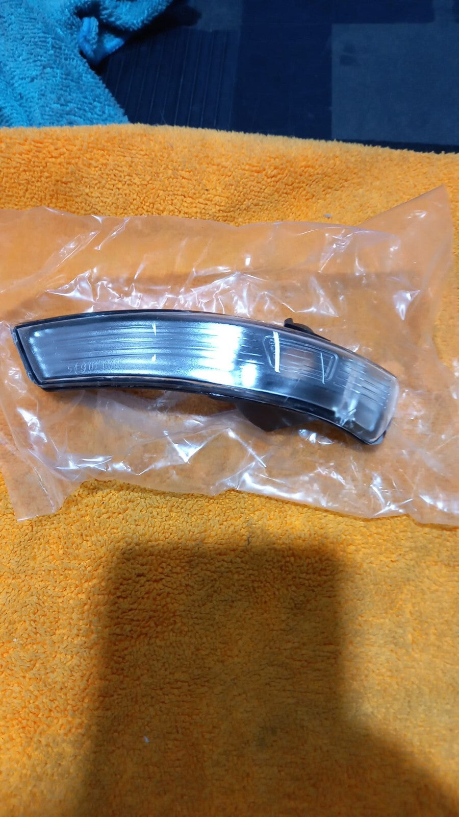 FRECCIA, FANALINO,LUCCIOLA, RETROVISORE SX FORD FOCUS DAL 2007 IN POI,MONDEO2010