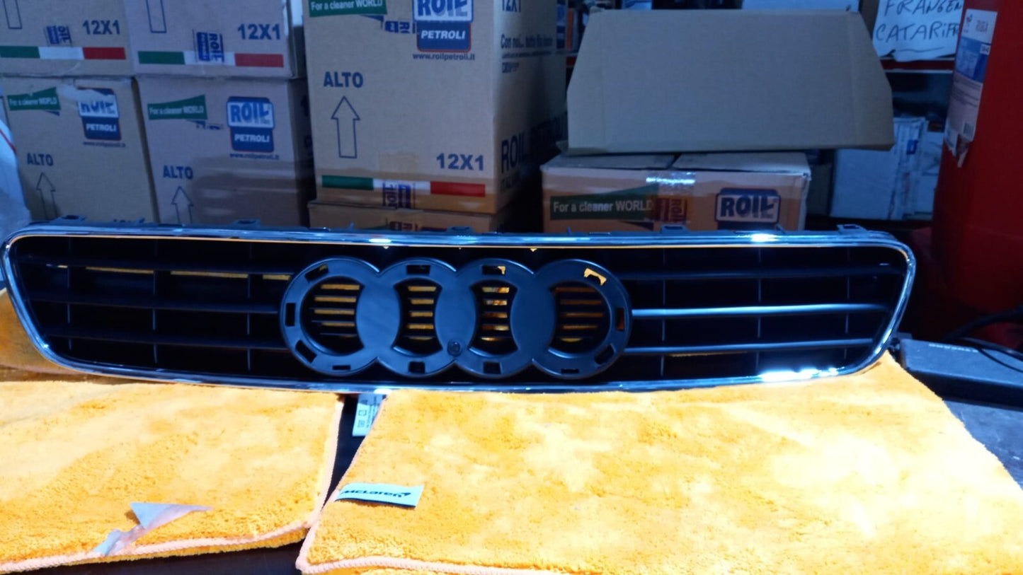 GRIGLIA ANTERIORE  AUDI A3 DAL 1996 AL 2003