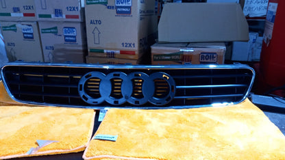 GRIGLIA ANTERIORE  AUDI A3 DAL 1996 AL 2003