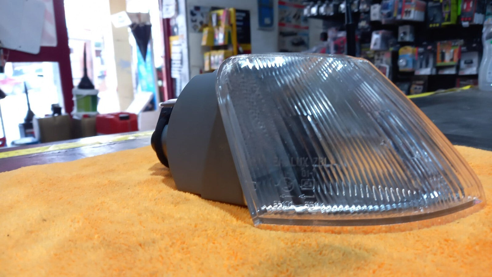 FANALE FRECCIA DX DESTRA CITROEN XANTIA DAL 1993 AL 1998