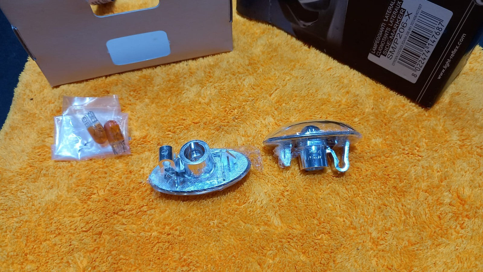KIT FANALINI FRECCIA CRISTAL LOOK SPORTIVO PER  PEUGEOT ,CITROEN