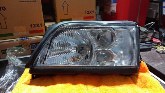 FARO PROIETTORE FENDINEBBIA SX SINISTRO AUDI A6 DAL 1994 AL 1997